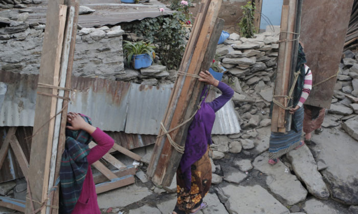 Milhares em risco de não receberem ajuda humanitária no Nepal devido a discriminação